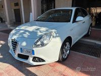 Usata Alfa Romeo Giulietta 105 CV (77 kW) 2011 Bianco Utilitaria
