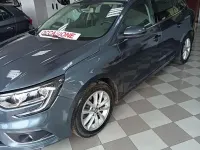 Usata Renault Mégane GrandTour 110 CV (80 kW) 2018 Bluazzurro Station wagon