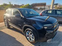 Begagnad Jeep Avenger Summit 101 HK (74 kW) 2024 Svart SUV