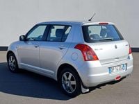 Usata Suzuki Swift GL 91 CV (66 kW) 2009 Argento Utilitaria
