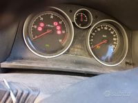 Usata Opel Zafira 2009 Grigio Monovolume