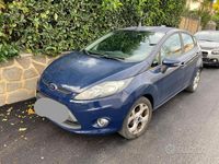Second-hand Ford Fiesta 70 CP (51 kW) 2010 Albastru Hatchback