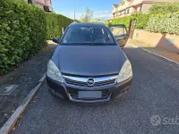 Usata Opel Astra 110 CV (80 kW) 2008 Grigio Station wagon