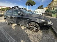 Usata Alfa Romeo 147 Distinctive 140 CV (102 kW) 2003 Nero Utilitaria