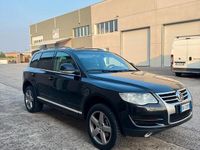 Usata VW Touareg 240 CV (176 kW) 2009 Nero SUV