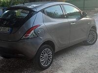 Usata Lancia Ypsilon Gold 69 CV (50 kW) 2013 Grigio Utilitaria