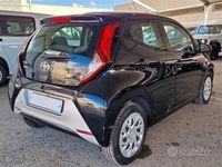 Usata Toyota Aygo Connect Style 72 CV (52 kW) 2019 Nero Utilitaria
