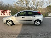 Usata Ford Focus 2004 Grigio Utilitaria