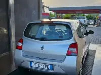 Usata Renault Twingo LE 75 CV (55 kW) 2009 Argento Utilitaria