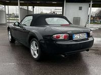 Usata Mazda MX5 High 126 CV (92 kW) 2006 Nero Cabrio