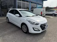 Usata Hyundai i30 100 CV (73 kW) 2016 Bianco Berlina