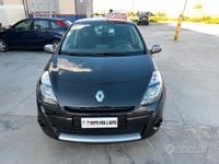 Usata Renault Clio II 75 CV (55 kW) 2011 Nero Berlina