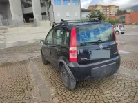 Usata Fiat Panda 4x4 Climbing 69 CV (50 kW) 2009 Nero Utilitaria