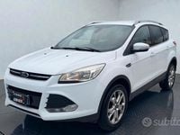 Usata Ford Kuga Titanium 150 CV (110 kW) 2015 Bianco SUV