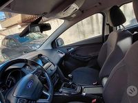 Usata Ford Focus 120 CV (88 kW) 2015 Grigio Station wagon