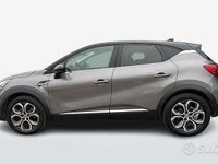 Usata Renault Captur Techno 145 CV (106 kW) 2022 Grigio scuro SUV