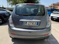 Usata Lancia Ypsilon 75 CV (55 kW) 2008 Bluazzurro Utilitaria