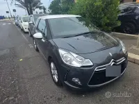 Usata Citroën DS3 99 CV (72 kW) 2015 Nero Monovolume