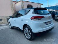 Usata Renault Scénic IV 110 CV (80 kW) 2019 Bianco Monovolume