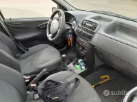 Usata Fiat Punto 69 CV (50 kW) 2007 Grigio Utilitaria