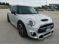 Usata Mini John Cooper Works 170 CV (125 kW) 2015 Grigio Utilitaria