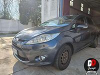 Usata Ford Fiesta Titanium 96 CV (70 kW) 2009 Blu/azzurro Utilitaria