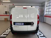 Usata Fiat Doblò Business 105 CV (77 kW) 2022 Bianco Monovolume