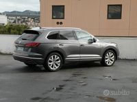 Usata VW Touareg Advance 231 CV (169 kW) 2019 Grigio SUV
