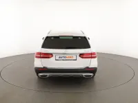 Gebraucht Mercedes E220 All-Terrain Business 195 PS (143 kW) 2021 Weiß Kombi