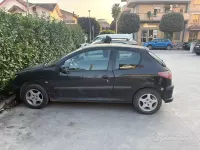 Usata Peugeot 206 60 CV (44 kW) 2004 Nero Berlina