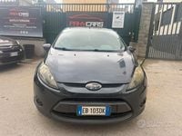 Usata Ford Fiesta Titanium 82 CV (60 kW) 2010 Blu/azzurro Utilitaria