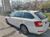 usata Skoda Octavia cambio automatico 1.6