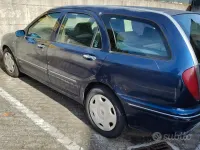 Usata Lancia Lybra 2000 Blu Station wagon