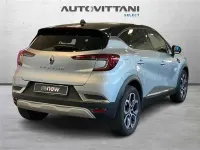 Usata Renault Captur Techno 101 CV (74 kW) 2023 Grigio chiaro SUV