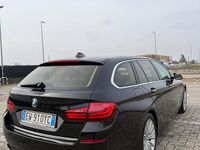 Usata BMW 530 Luxury Line 258 CV (189 kW) 2014 Nero Station wagon