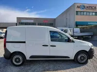 Usado Renault Kangoo 75 CV (55 kW) 2022 Blanco Monovolumen