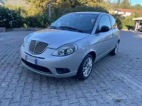 Usata Lancia Ypsilon 77 CV (56 kW) 2011 Grigio Utilitaria
