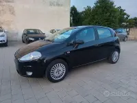 Usata Fiat Grande Punto Dynamic 65 CV (47 kW) 2006 Nero Utilitaria