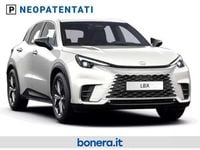 Nuova Lexus LBX 136 CV (100 kW) 2026 Pure white (non ord) SUV