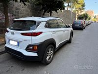 Usata Hyundai Kona Style 120 CV (88 kW) 2019 Bianco SUV
