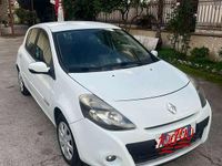 Usata Renault Clio II 75 CV (55 kW) 2010 Berlina