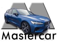 Usata Volvo V60 R-Design 303 CV (222 kW) 2021 Blu Station wagon