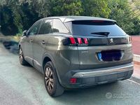 Usata Peugeot 3008 Active 2018 Verde SUV
