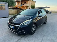 Usata Peugeot 208 75 CV (55 kW) 2017 Nero Utilitaria