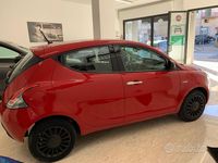 Usata Lancia Ypsilon S 69 CV (50 kW) 2022 Rosso Utilitaria
