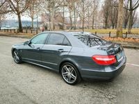 Usata Mercedes E220 Avantgarde 169 CV (124 kW) 2009 Grigio Berlina