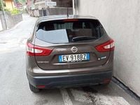 Usata Nissan Qashqai Acenta 131 CV (96 kW) 2014 Marrone SUV