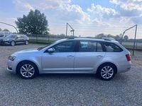 Usata Skoda Octavia Executive 116 CV (85 kW) 2017 Argento Station wagon