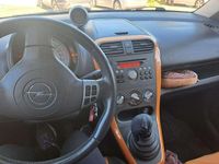 Usata Opel Agila Enjoy 65 CV (47 kW) 2009 Utilitaria