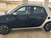 Usata Smart ForFour Passion 71 CV (52 kW) 2015 Nero Utilitaria